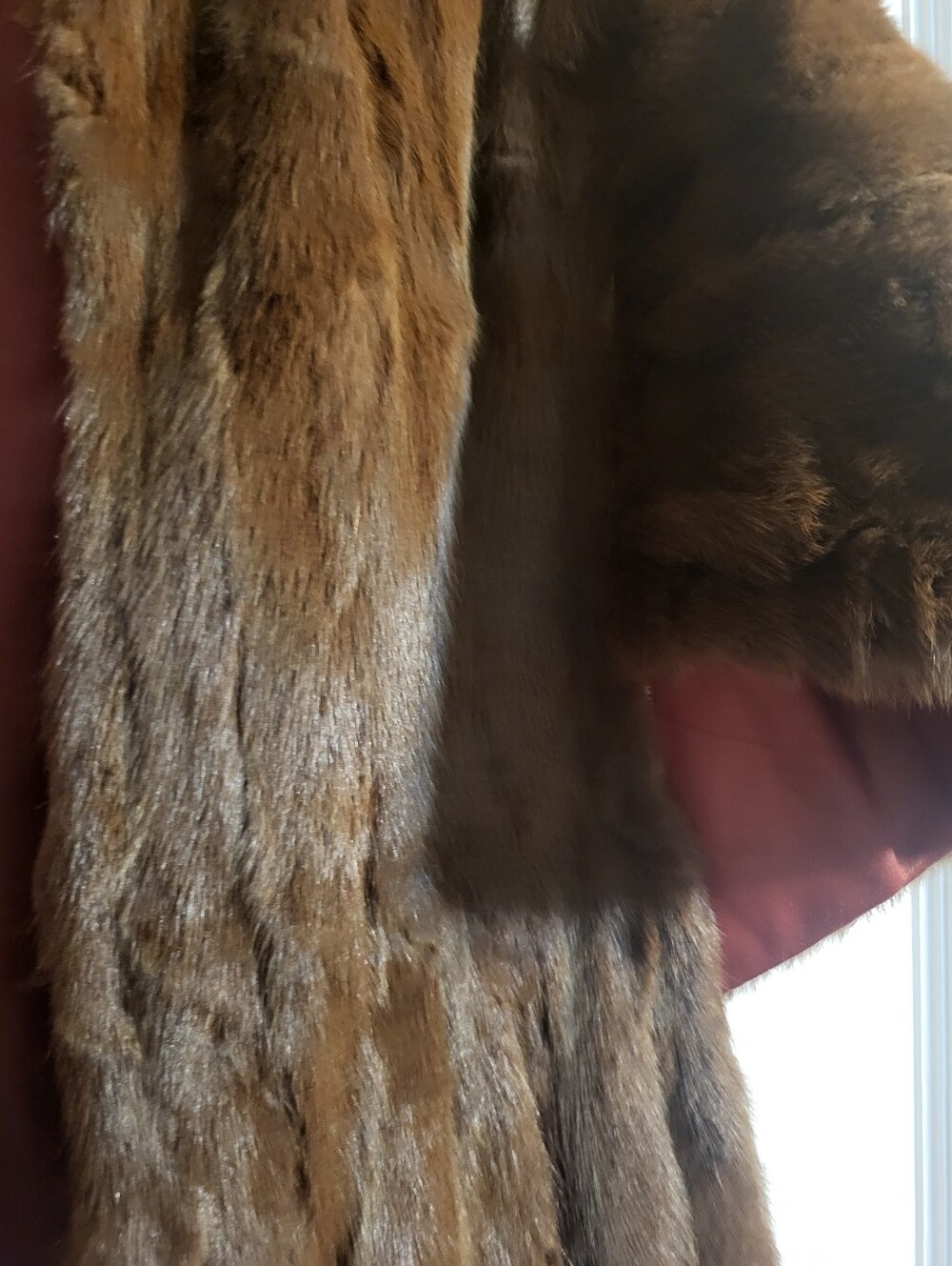 VTG 1960s Brown Mink Fur Short Cape Shawl with Rust Lining - Picture 3 of 6